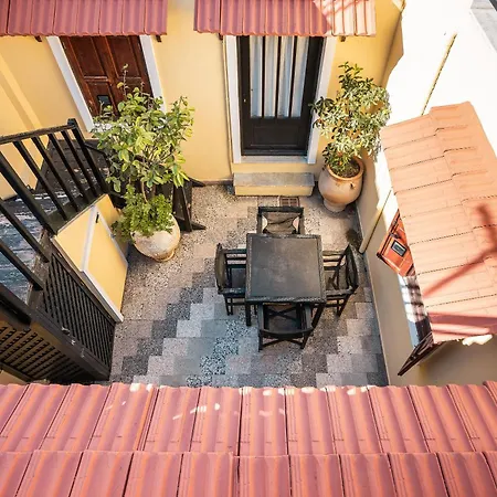 The Knights And The Pomegranate