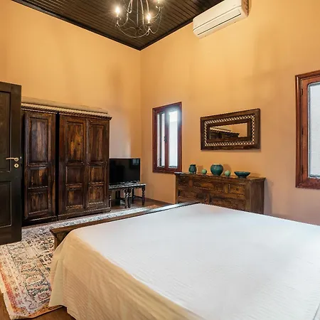 The Knights And The Pomegranate Hotel Rhodes City